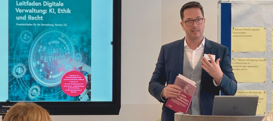 Digitalisierungsexperte Martin Gießwein beim Vortrag
